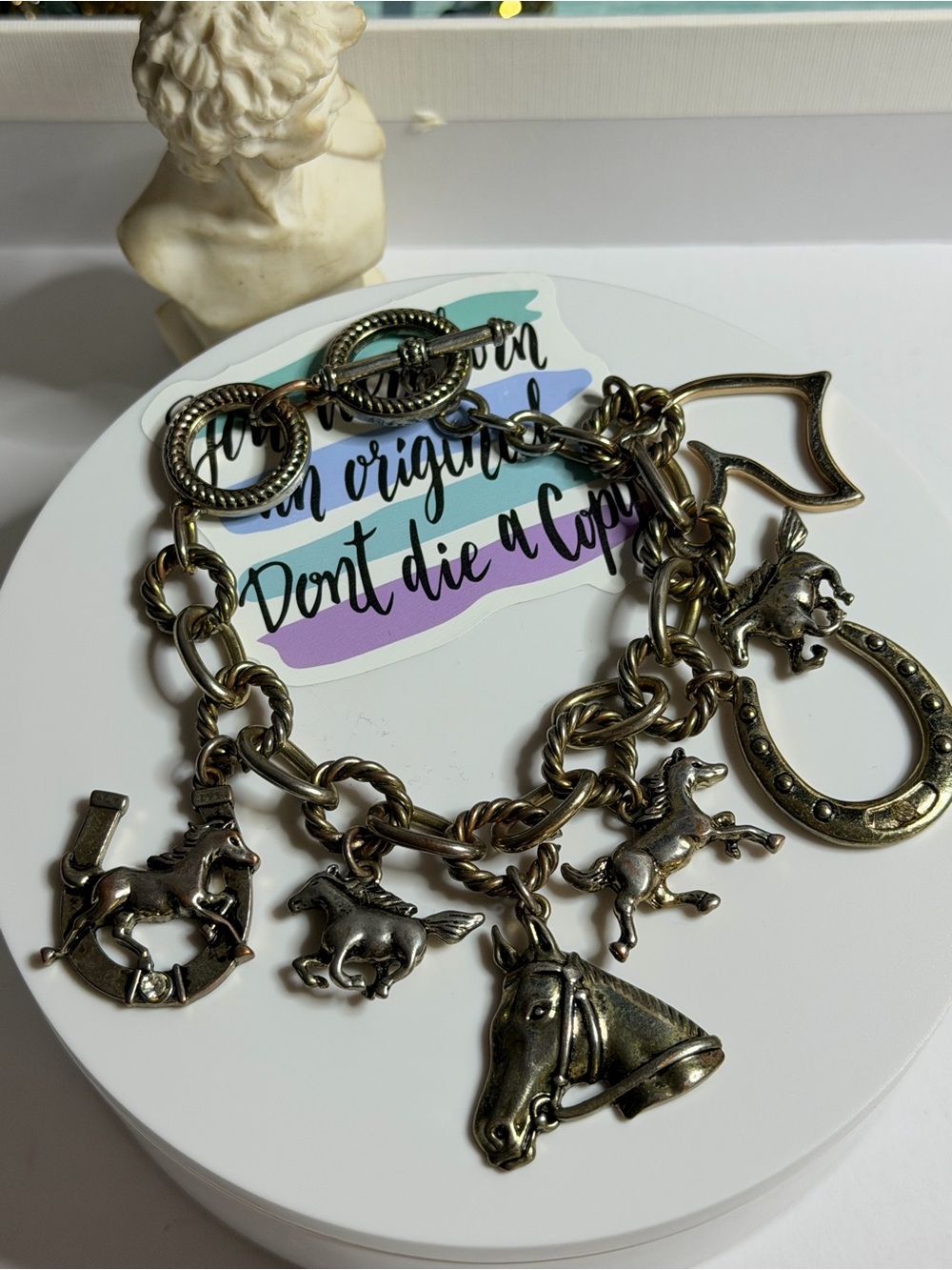 vintage horse charm bracelet/toggle closure Silvertone